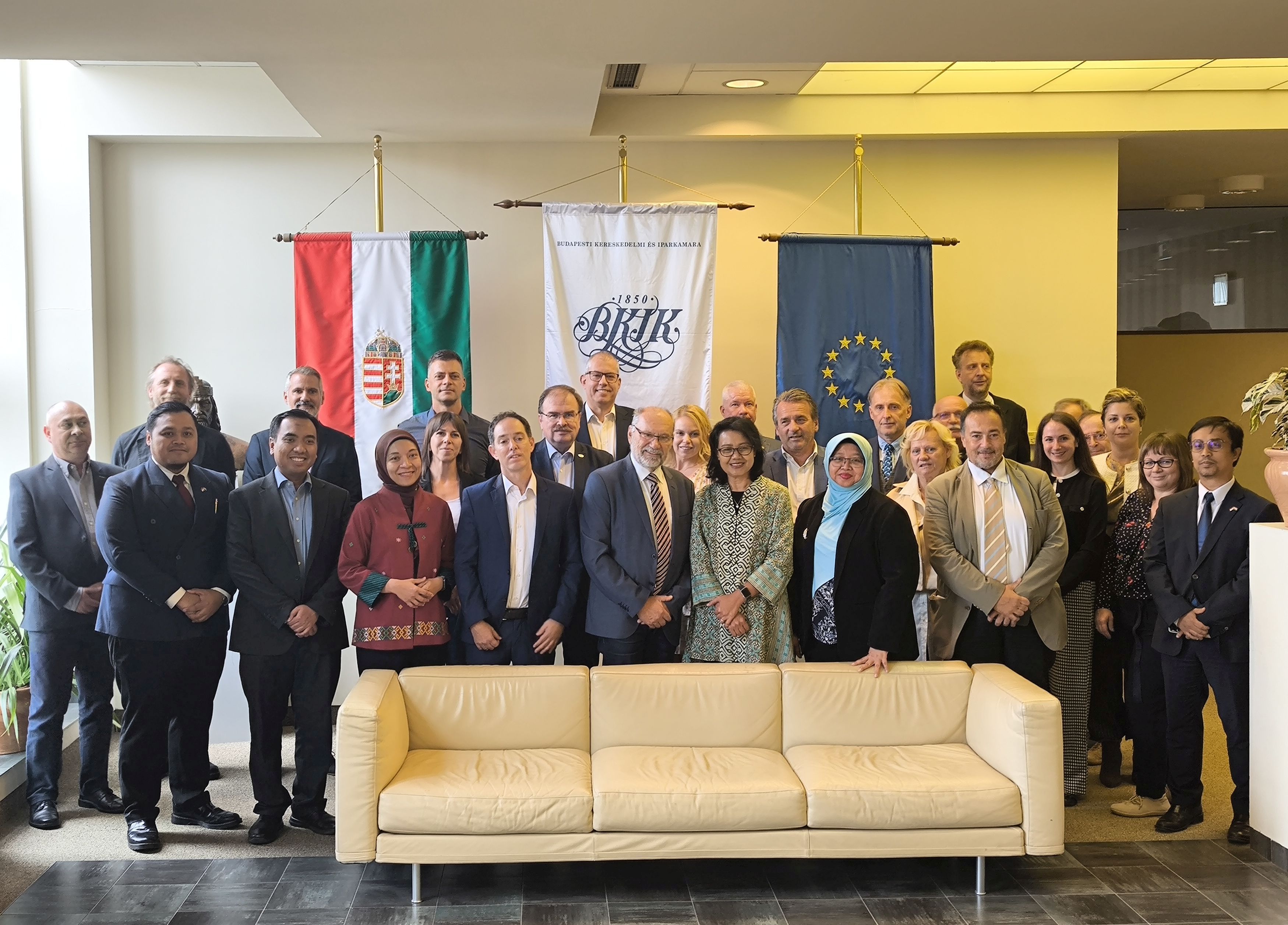 Promosikan TEI di Forum Bisnis Indonesia-Hungaria,  Kemendag Ajak Pelaku Usaha Hungaria Perkuat Hubungan Dagang