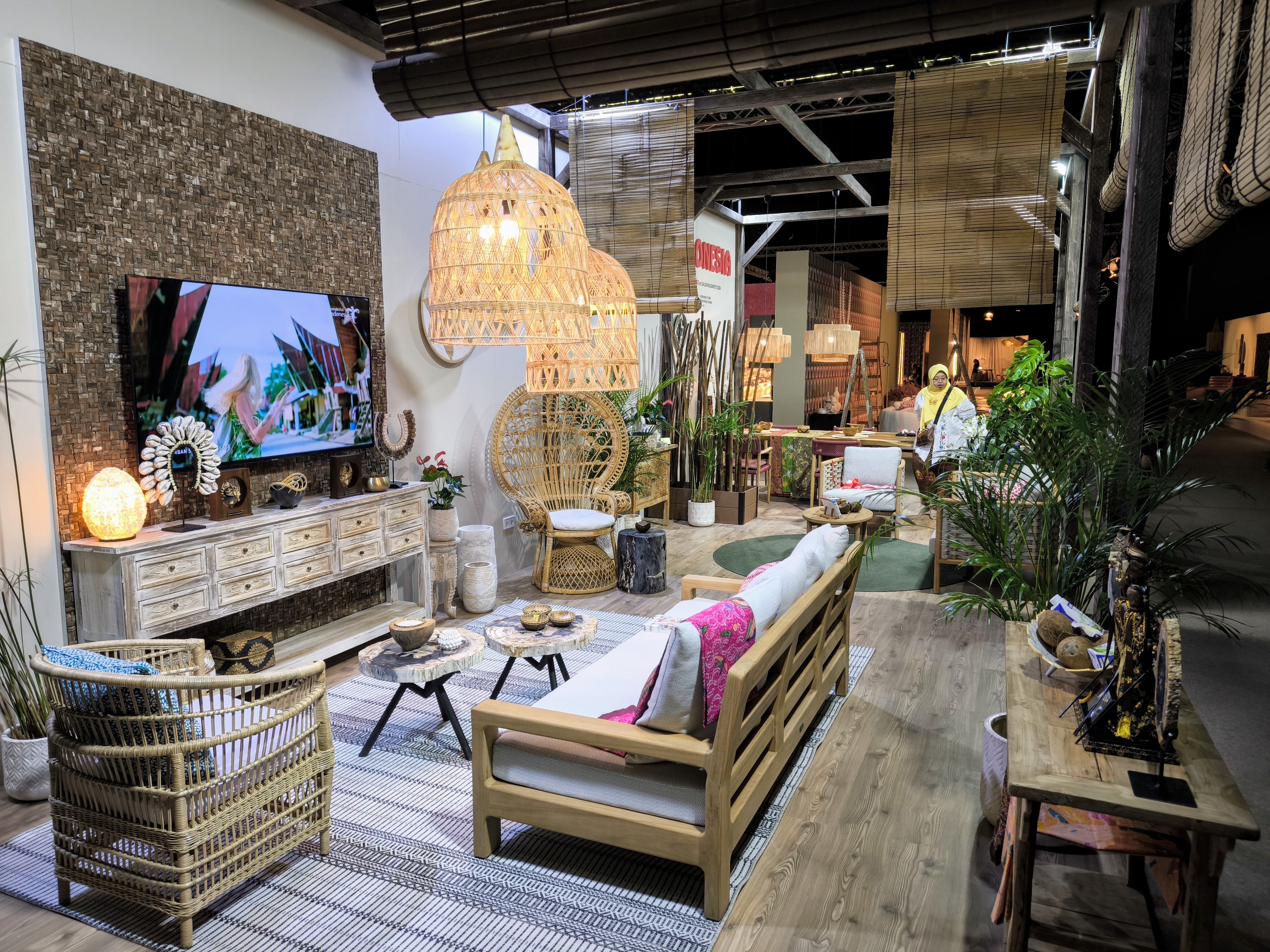 Tampil di S/ALON Budapest 2024 Produk Furnitur Indonesia Raih Potensi Transaksi Rp1,16 Miliar 